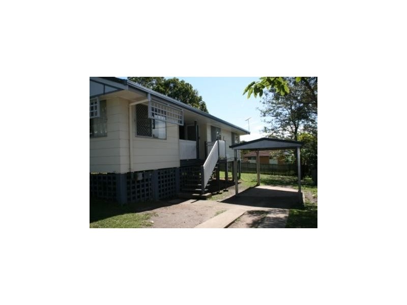 11 Esplen Street, Kingston QLD 4114