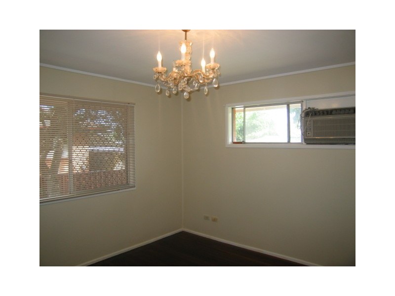 4 Wurama Street, Logan Central QLD 4114