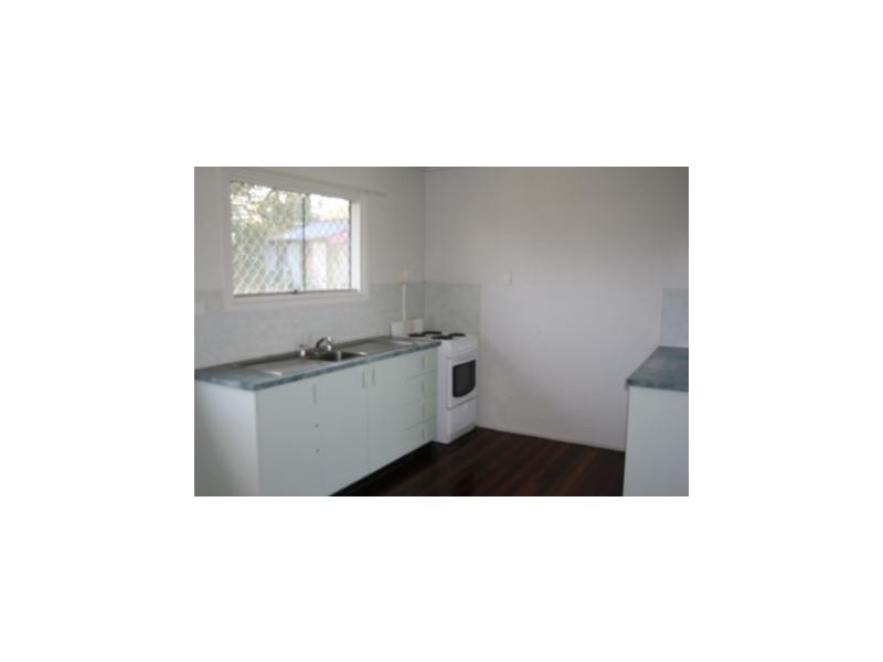 27 Madison Street, Woodridge QLD 4114