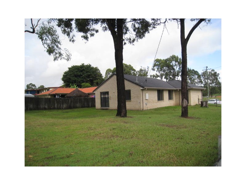 297 Third Avenue, Kingston QLD 4114