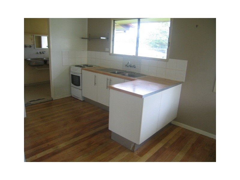 6  Lawson Street, Woodridge QLD 4114