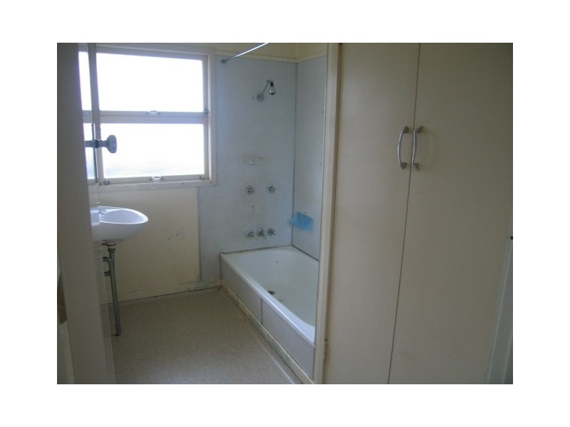 6  Lawson Street, Woodridge QLD 4114