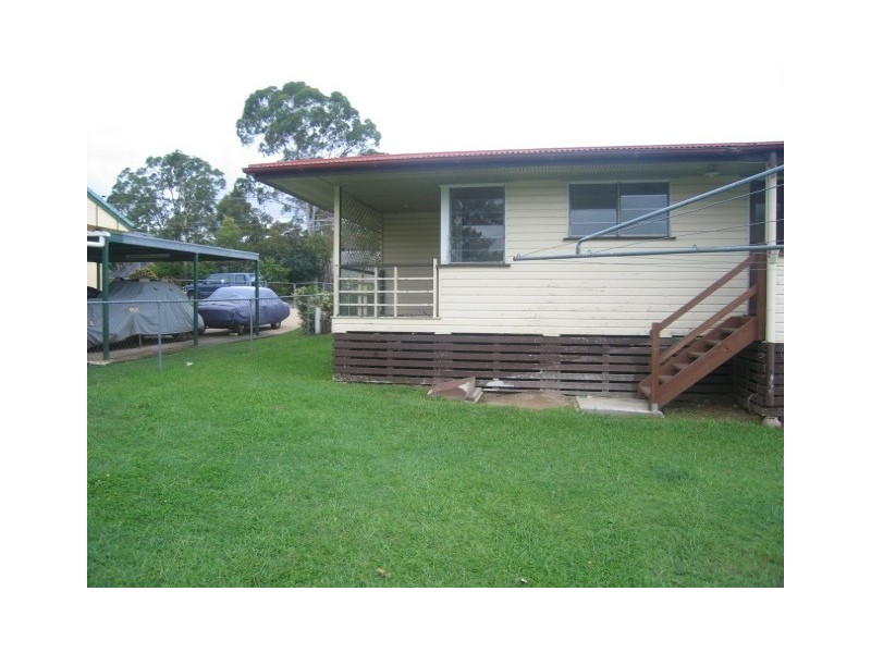 6  Lawson Street, Woodridge QLD 4114