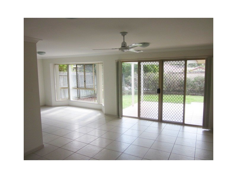 8/100 Bordeaux Street, Eight Mile Plains QLD 4113