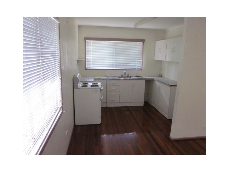 58 Clare Road, Kingston QLD 4114