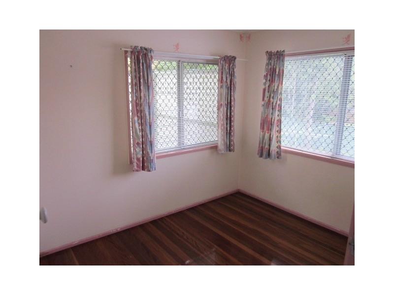 58 Clare Road, Kingston QLD 4114