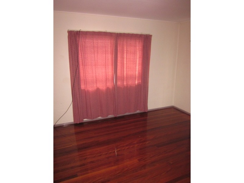 58 Clare Road, Kingston QLD 4114