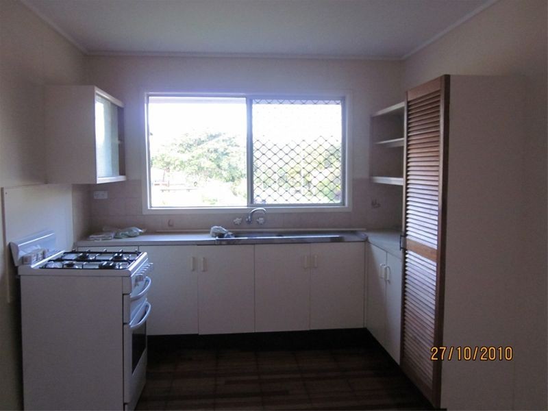 10 Cleopatra Street, Kingston QLD 4114