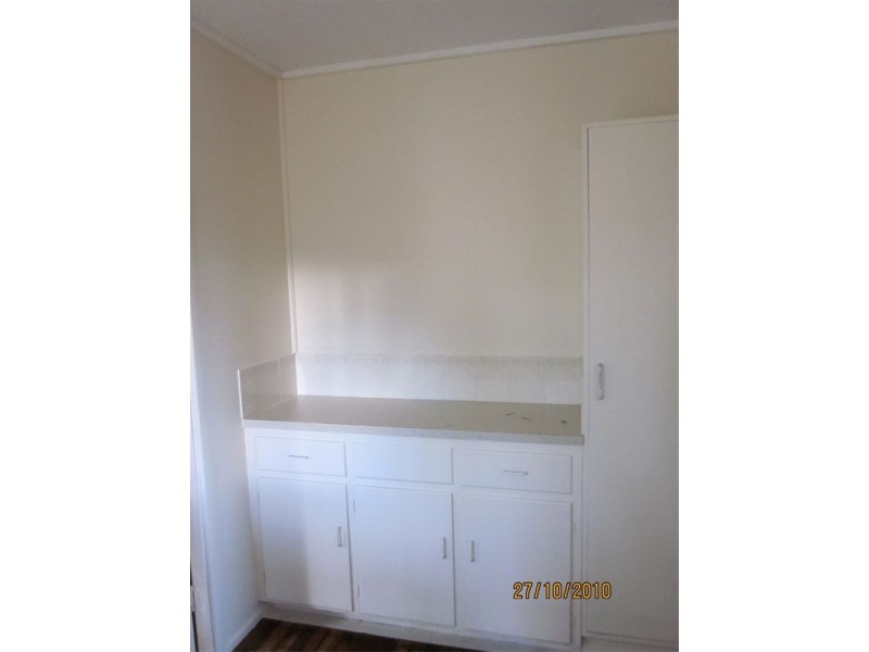 10 Cleopatra Street, Kingston QLD 4114