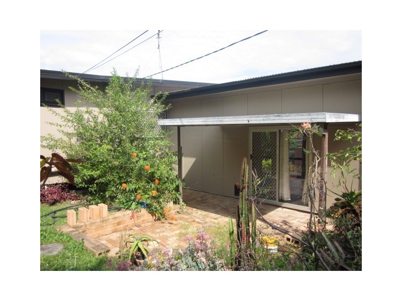 38 Winifred Street, Kingston QLD 4114