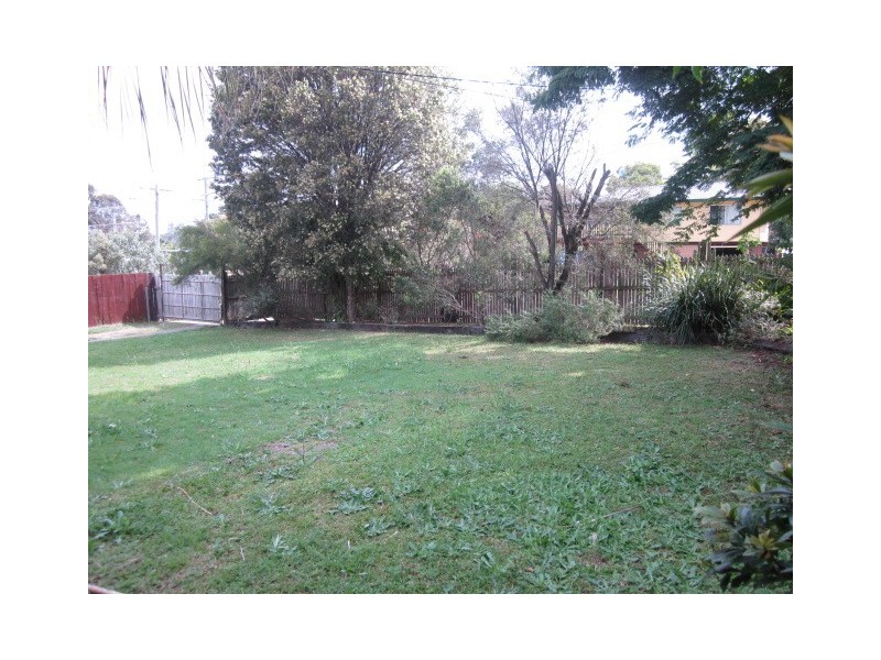 38 Winifred Street, Kingston QLD 4114