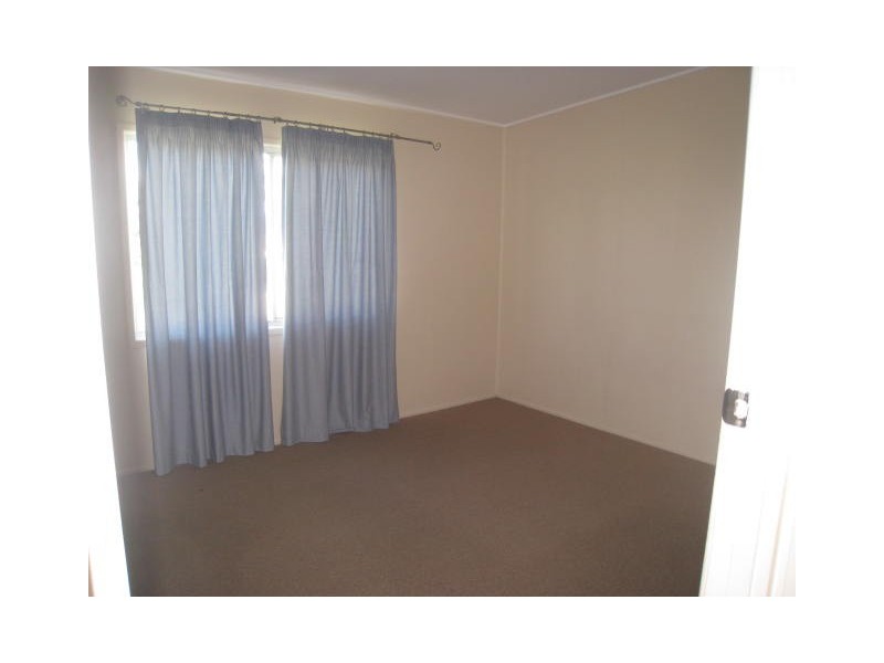 19 Oakland Avenue, Woodridge QLD 4114