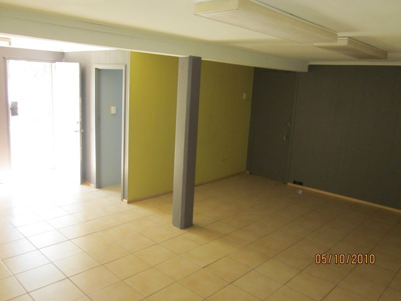 118 NORTH ROAD, Woodridge QLD 4114