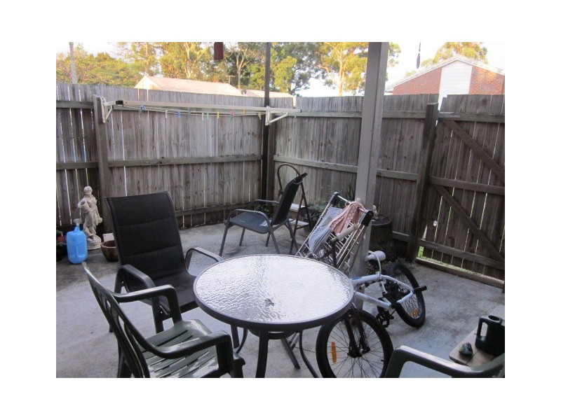 10 Damalis Street, Woodridge QLD 4114