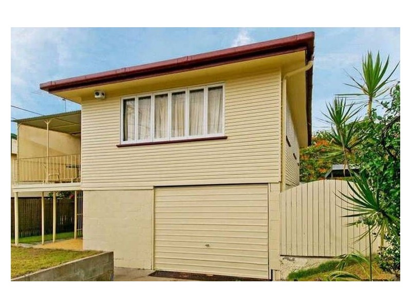 44 Camelia Avenue, Logan Central QLD 4114