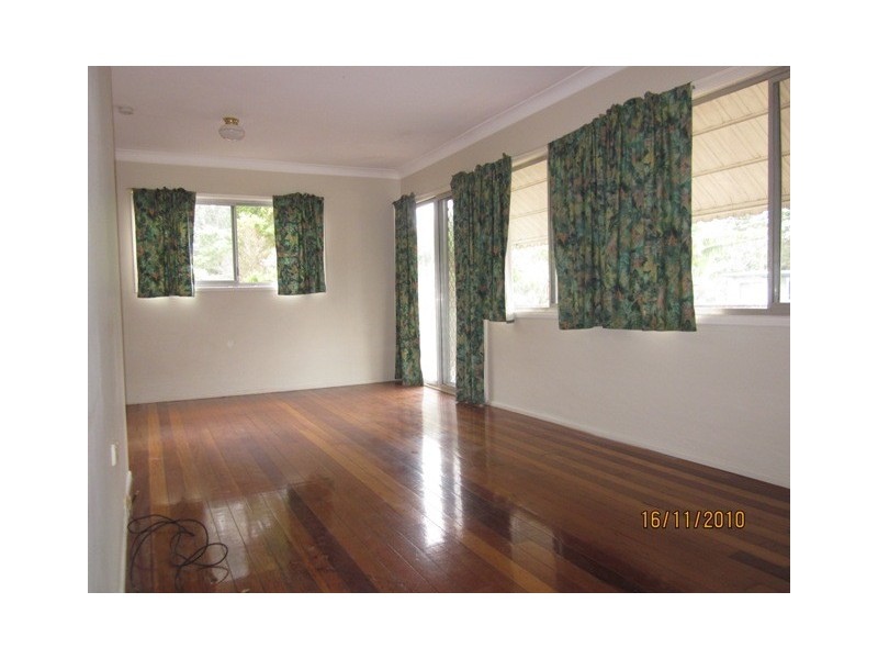 6 Rowanda Street, Slacks Creek QLD 4127