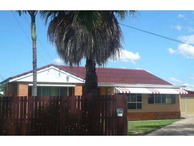 8 Dawson Street, Woodridge QLD 4114