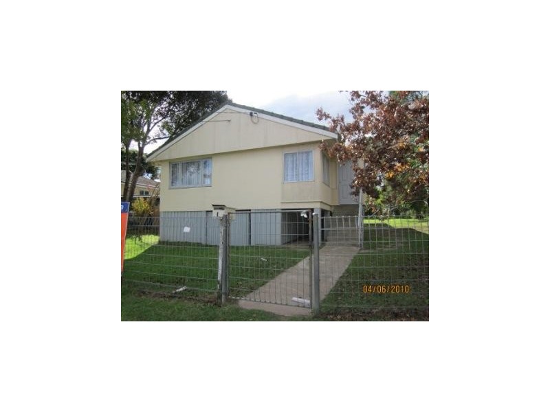 1 Floyd Street, Woodridge QLD 4114