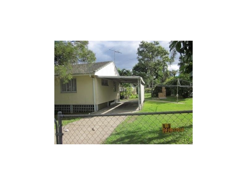 1 Floyd Street, Woodridge QLD 4114