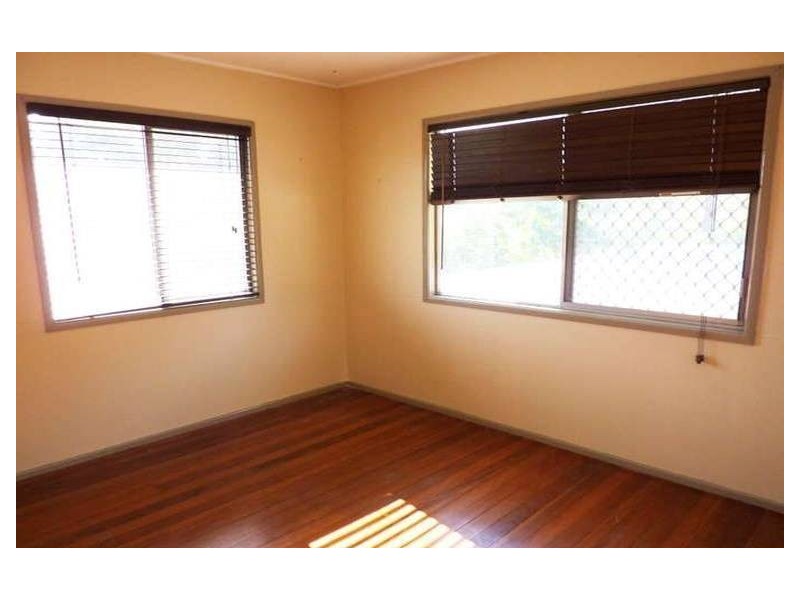 2 BINTANI STREET, Sunnybank QLD 4109