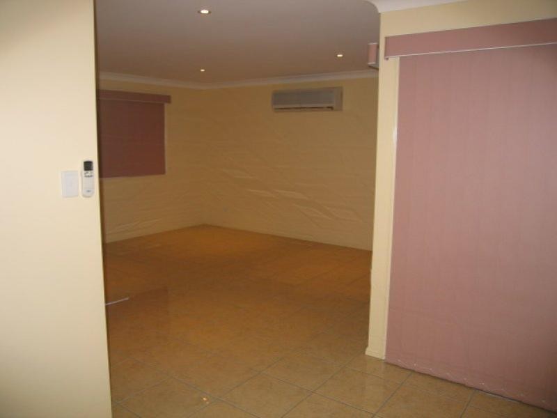 346 Kingston Road, Woodridge QLD 4114