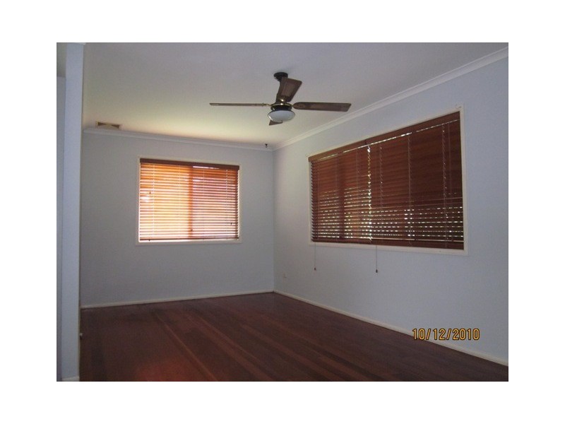 118 NORTH ROAD, Woodridge QLD 4114
