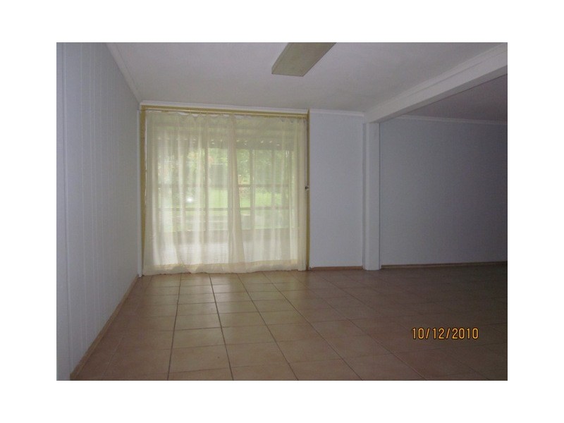 118 NORTH ROAD, Woodridge QLD 4114