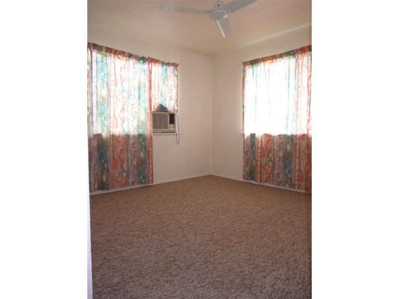 28 Edith Street, Kingston QLD 4114