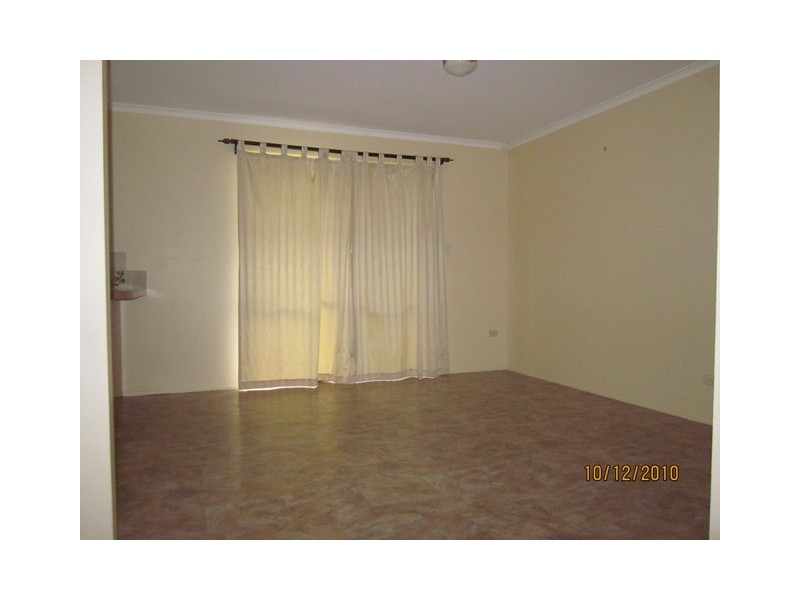 8 Juanita Grove, Springwood QLD 4127