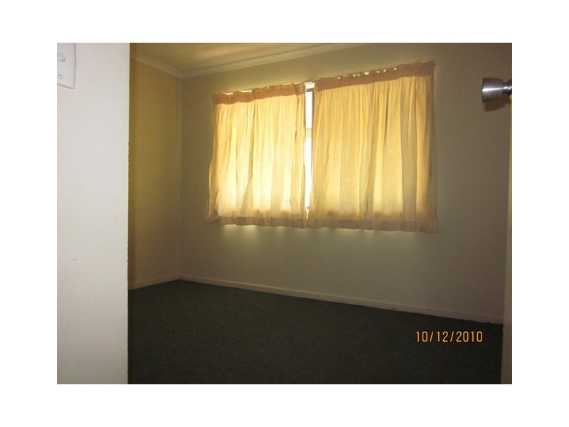 1 Garden Avenue, Woodridge QLD 4114