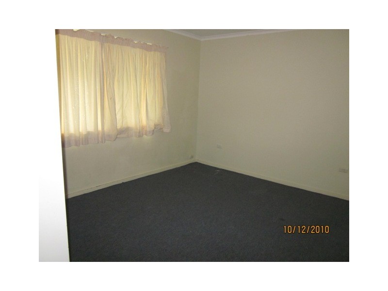1 Garden Avenue, Woodridge QLD 4114