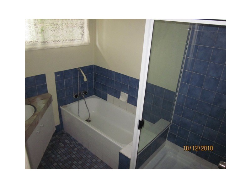 1 Garden Avenue, Woodridge QLD 4114