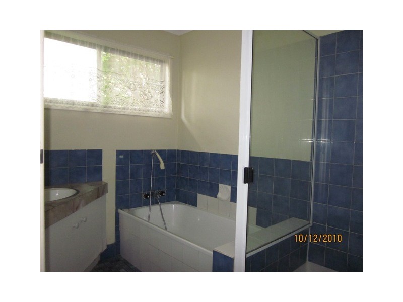 1 Garden Avenue, Woodridge QLD 4114