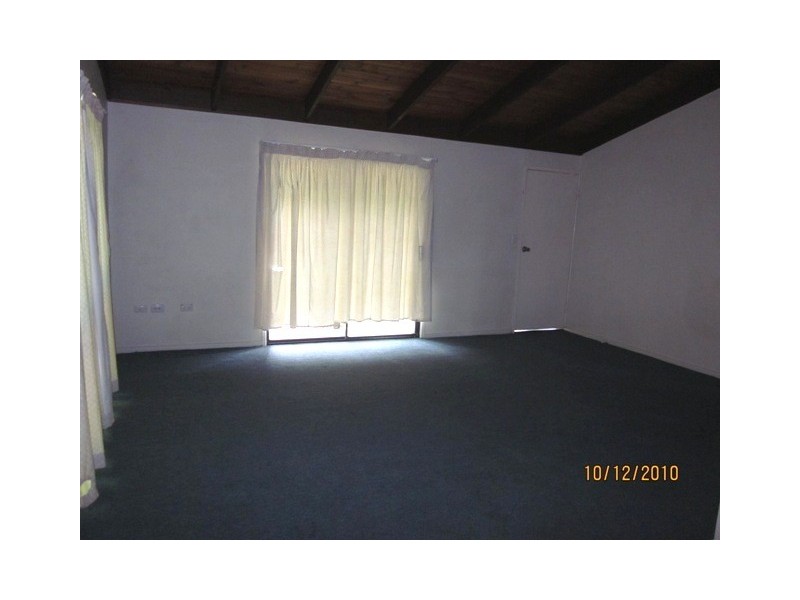 1 Garden Avenue, Woodridge QLD 4114
