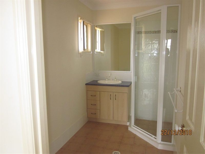 63 White Cedar Circuit, Stretton QLD 4116