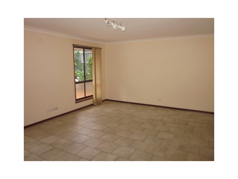 3 HOOVER COURT, Stretton QLD 4116