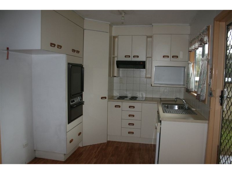 124 Bardon Road, Kingston QLD 4114