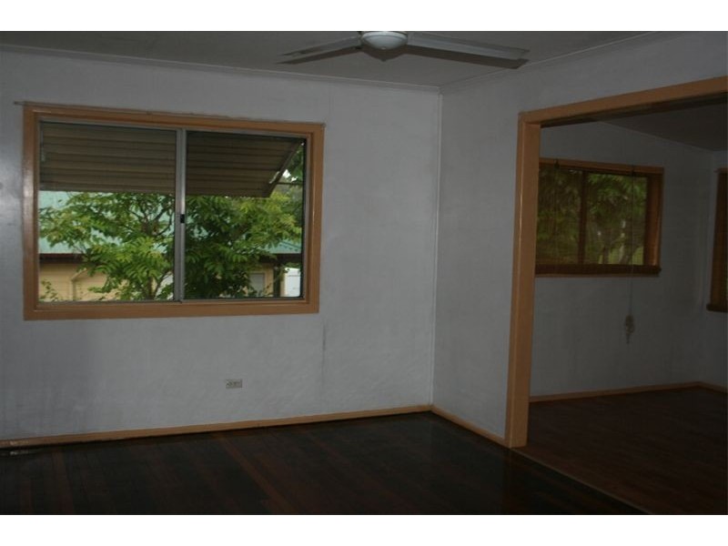 124 Bardon Road, Kingston QLD 4114
