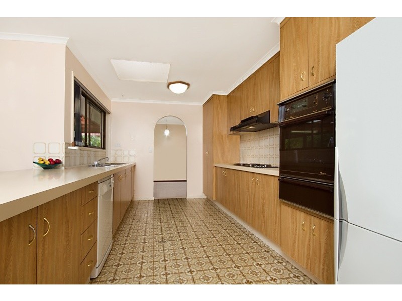 41 Jardine Drive, Springwood QLD 4127
