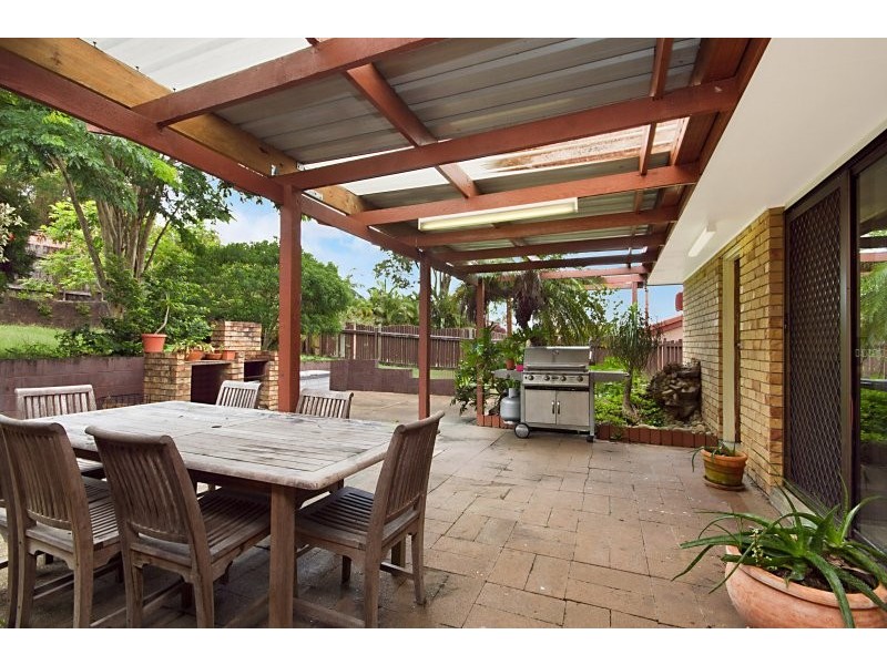 41 Jardine Drive, Springwood QLD 4127