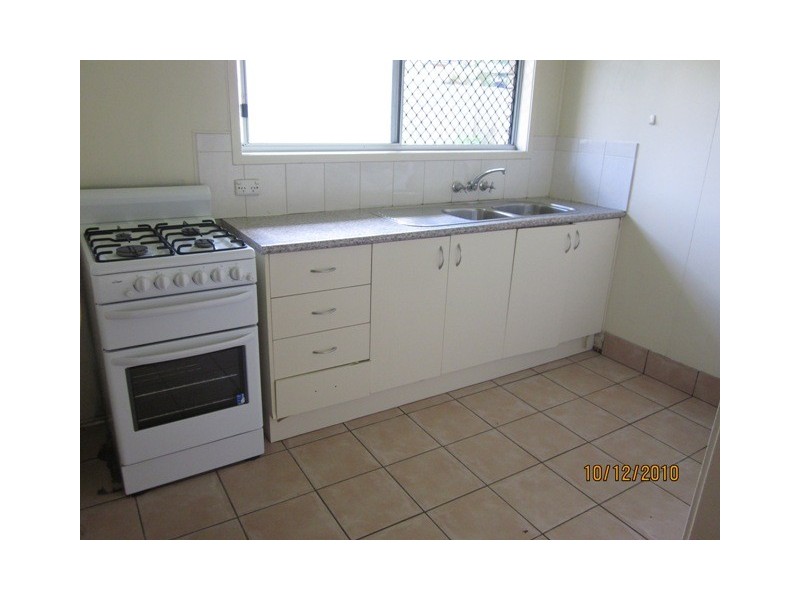 58 Queens Road, Kingston QLD 4114