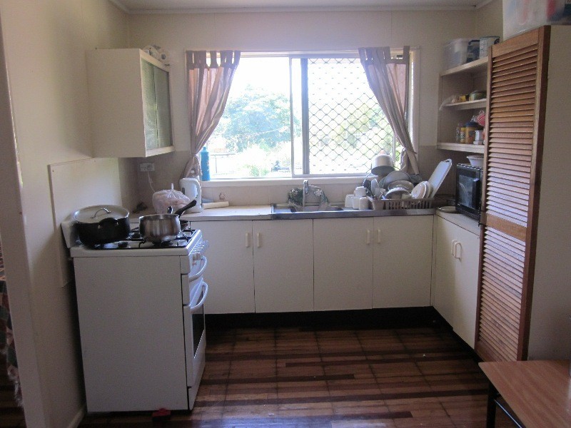 10  Cleopatra Street, Kingston QLD 4114