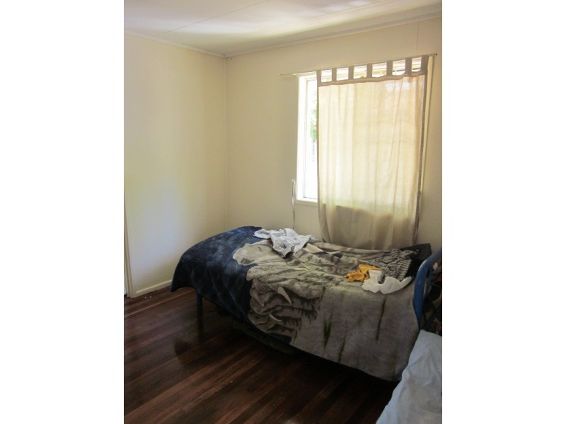 10  Cleopatra Street, Kingston QLD 4114