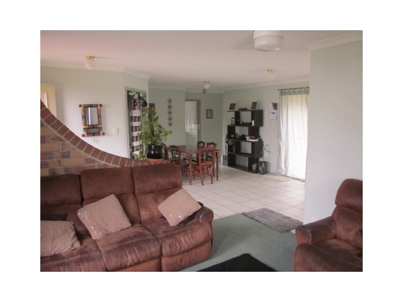 20 Nicole Place, Crestmead QLD 4132