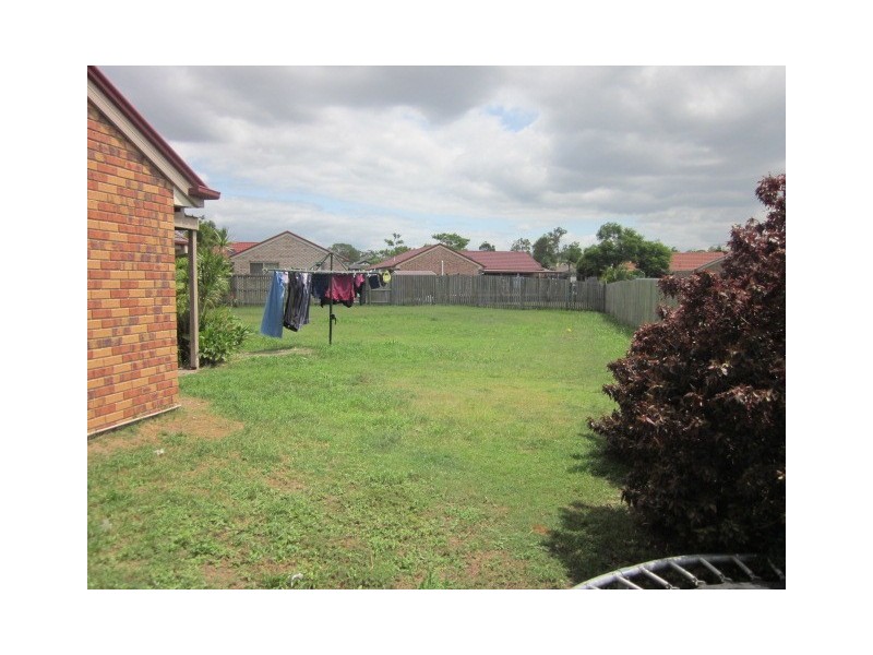 20 Nicole Place, Crestmead QLD 4132