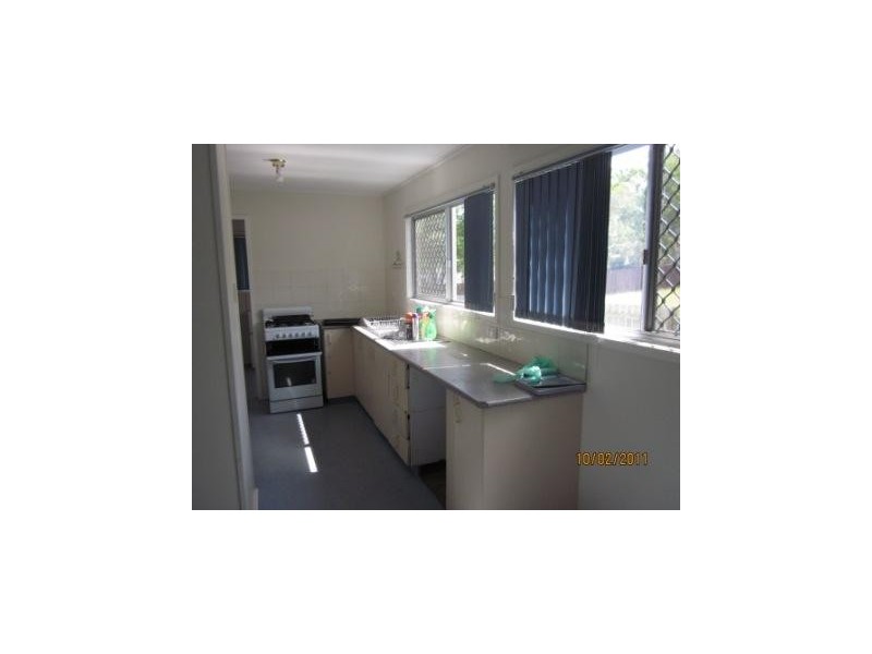 32 Moore Street, Logan Central QLD 4114