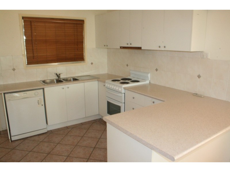 14 Southgate Drive, Woodridge QLD 4114