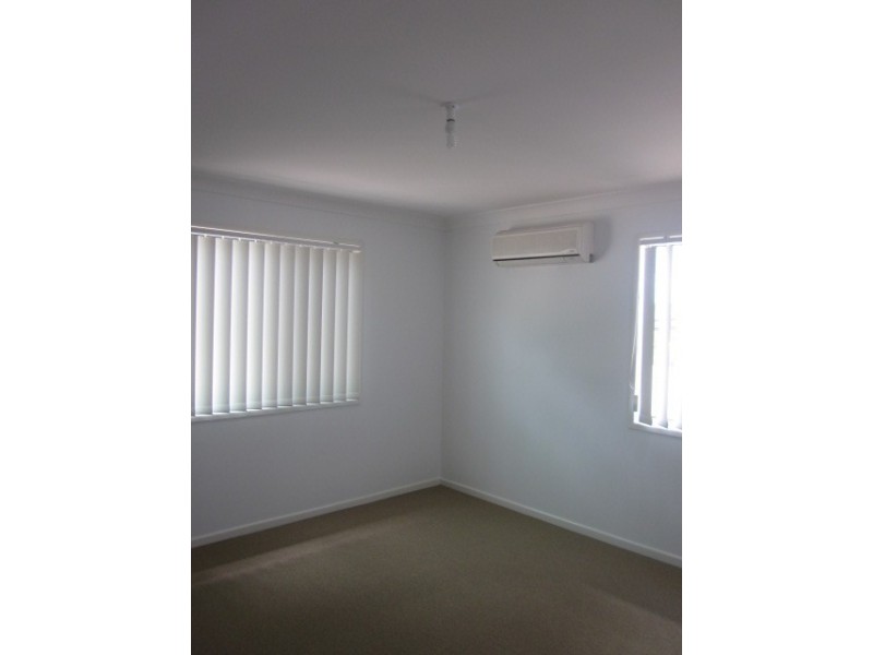 39 Southern Cross Avenue, Darra QLD 4076