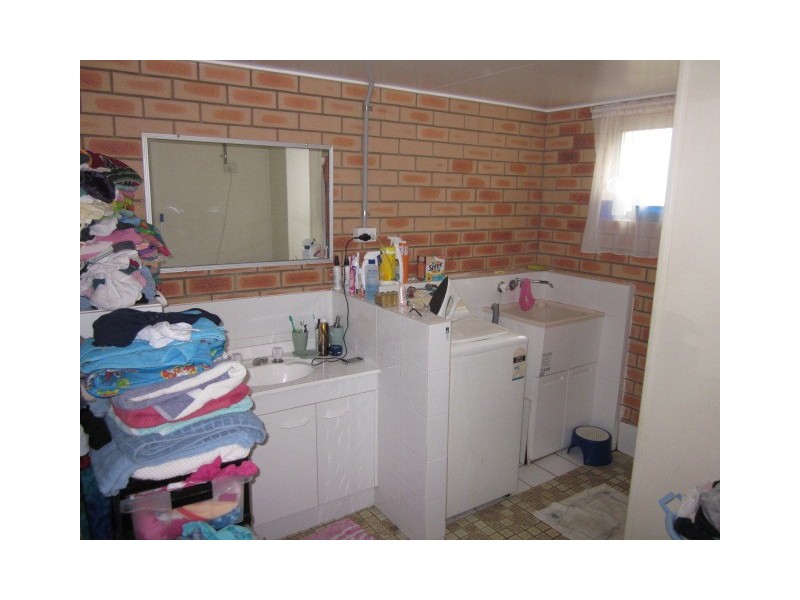 1/183 Jacaranda Avenue, Kingston QLD 4114