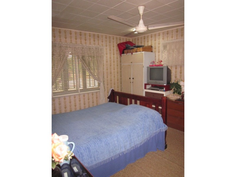 156 Mayes Avenue, Kingston QLD 4114